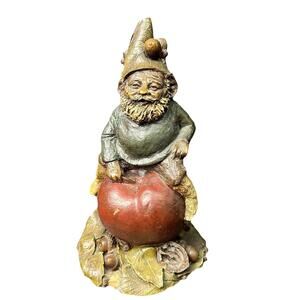Tom Clark Gnome Collectible Figurine On An Apple Sean #76 Vintage 1984 VGC!
